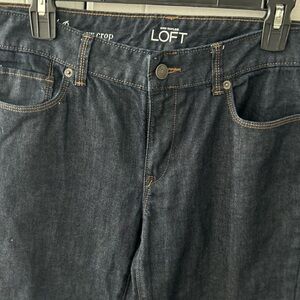 Ann Taylor LOFT Women’s Deep Indigo Jeans Cropped w/Pockets and no CALL OUTS